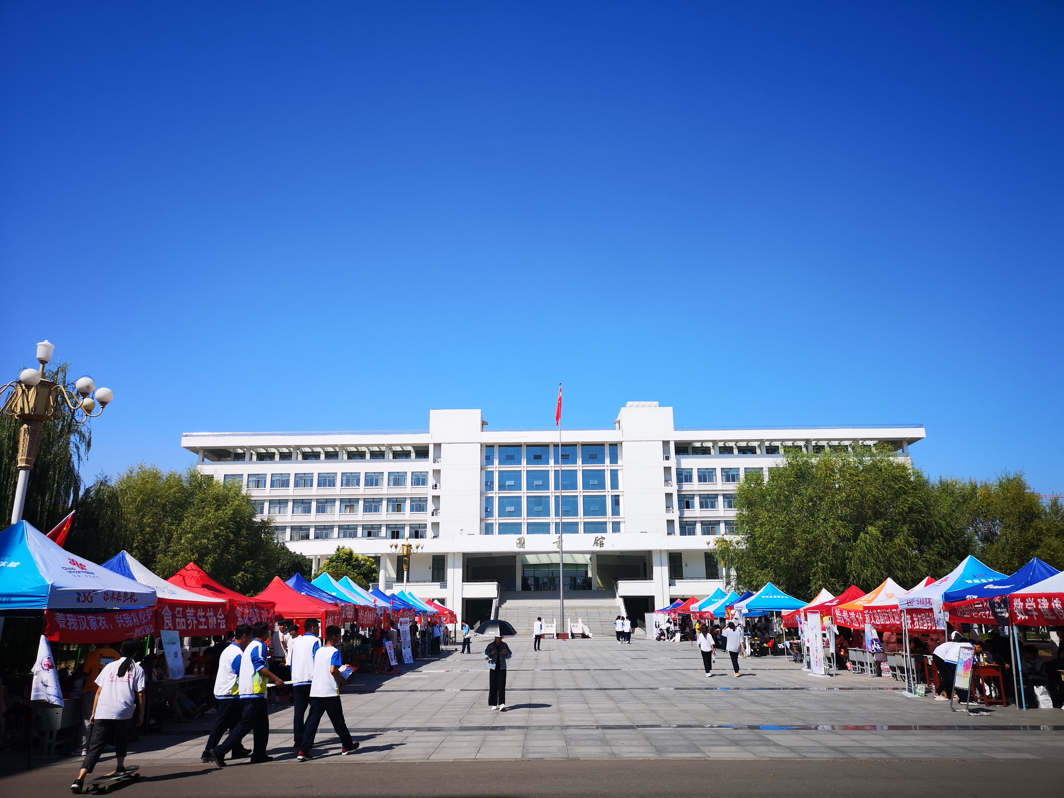 安徽亳州學院智能圖書館空調智能控制